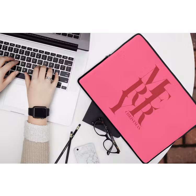 Laptophoes - Merry - Tekst - Kerst - Roze — 3
