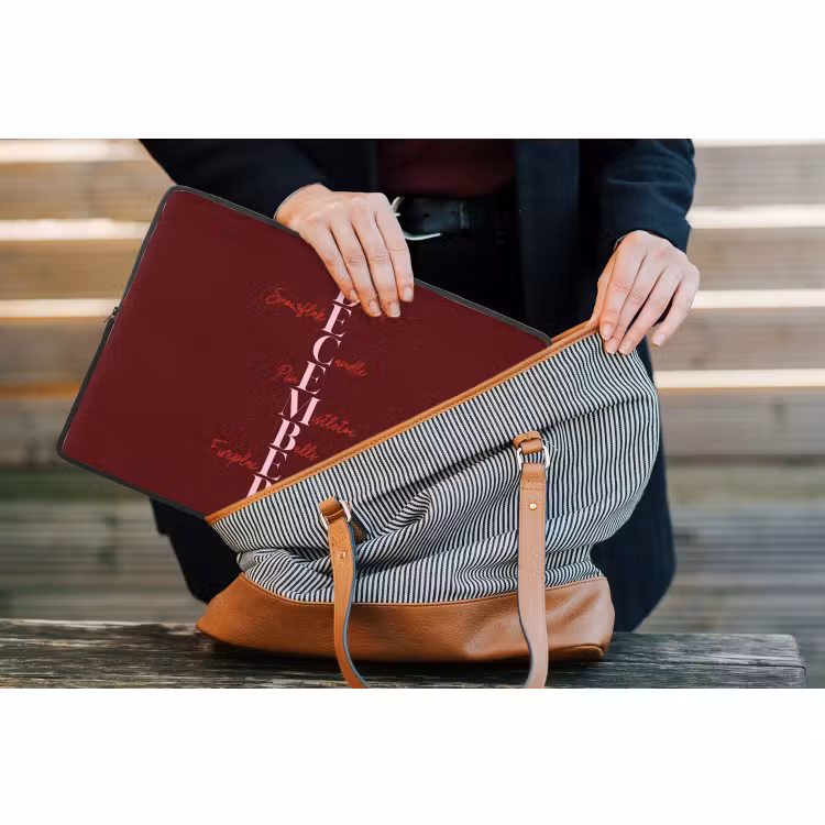 Laptophoes - December - Tekst - Kerst - Burgundy — 4