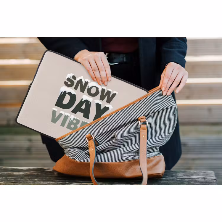 Laptophoes - Sneeuw - Tekst - Kerst - Beige — 4