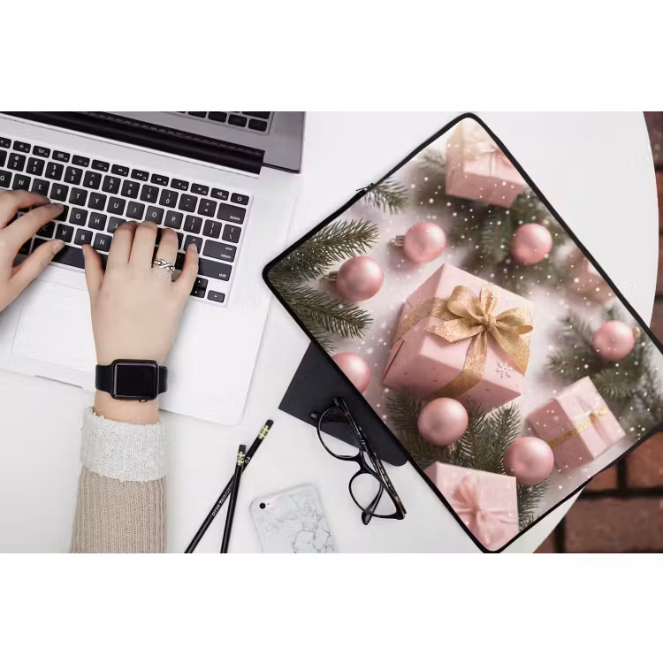 Laptophoes - Cadeau - Kerst - Roze — 3