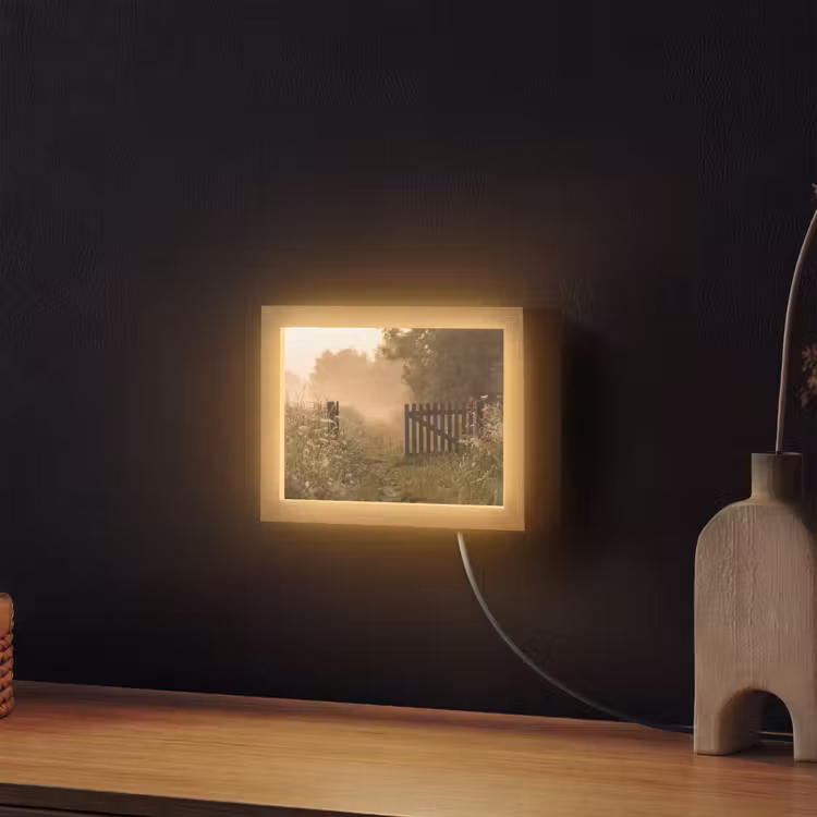 Lightbox - Wandlamp - Houten Hek Wilde Bloemen Mist — 2