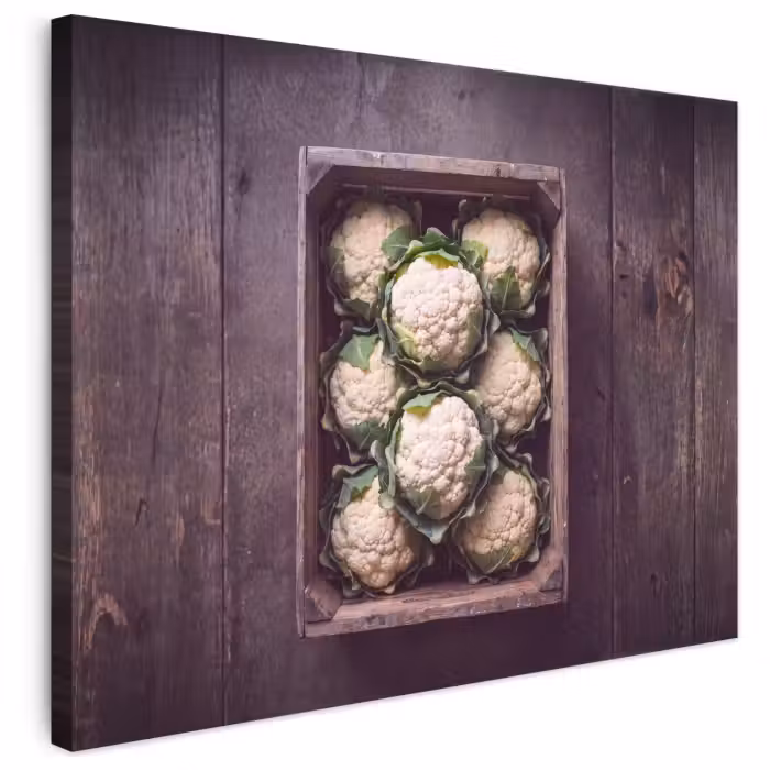 Canvas schilderij - Bloemkool - Houten kist