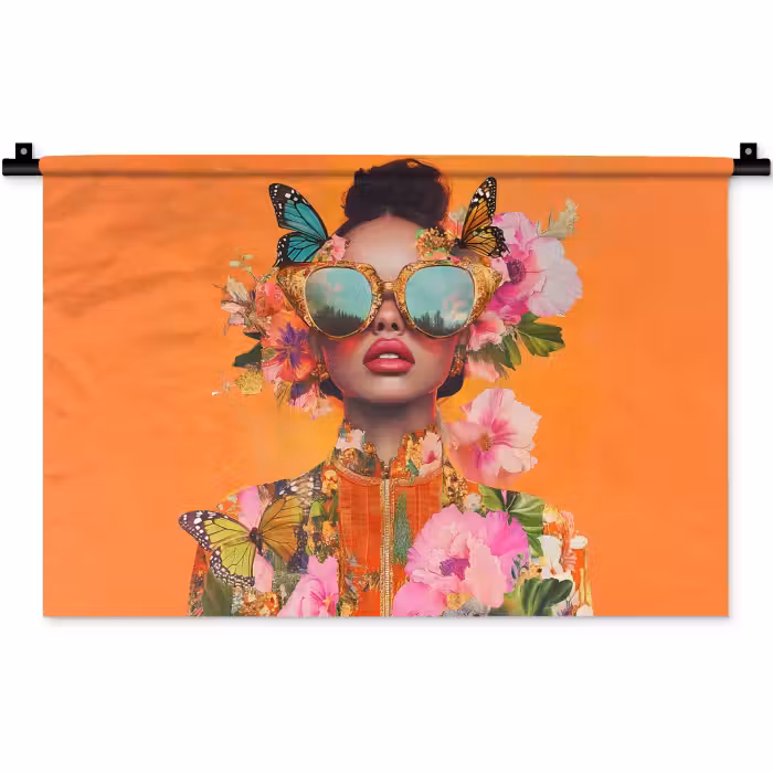 Wandkleed - Vlinders - Vrouw - Zonnebril - Kleurrijk